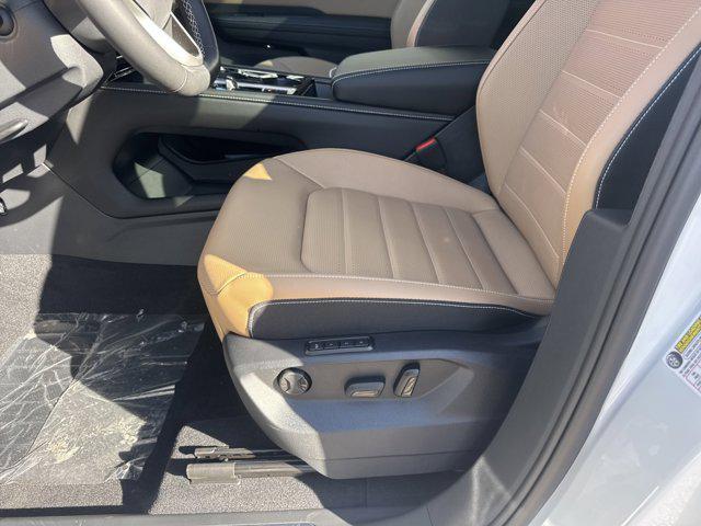 new 2026 Volkswagen Atlas Cross Sport car, priced at $52,076