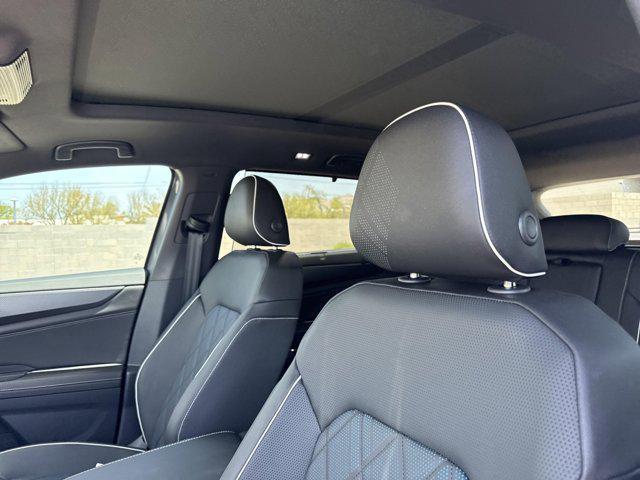 new 2025 Volkswagen Atlas Cross Sport car, priced at $54,093