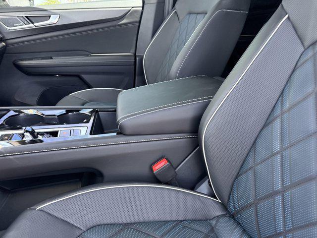 new 2025 Volkswagen Atlas Cross Sport car, priced at $54,093