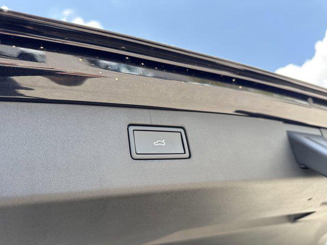 new 2025 Volkswagen Tiguan car, priced at $34,718