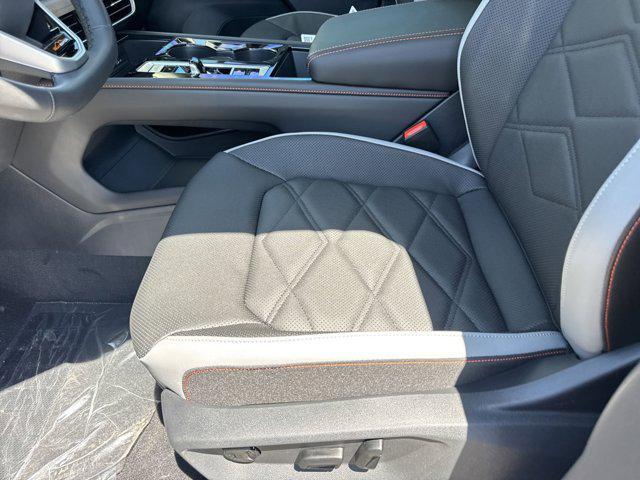 new 2025 Volkswagen Atlas car, priced at $46,711