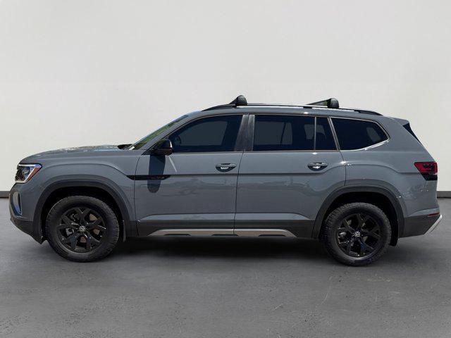 new 2025 Volkswagen Atlas car, priced at $48,026