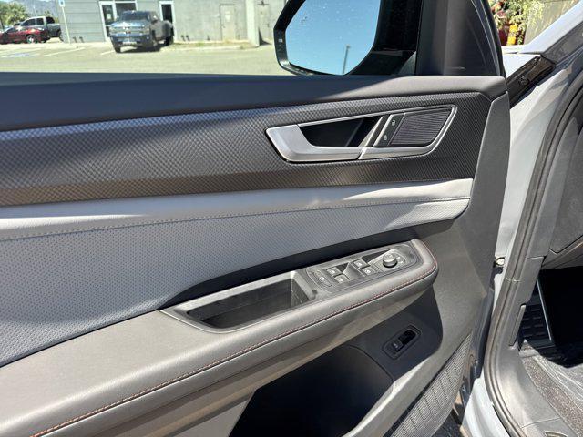 new 2025 Volkswagen Atlas car, priced at $48,026