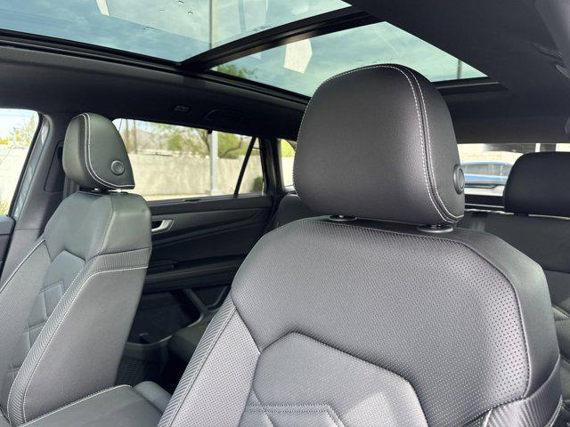 new 2025 Volkswagen Atlas Cross Sport car, priced at $46,581