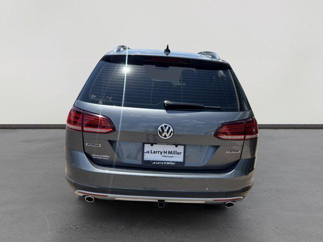 used 2018 Volkswagen Golf Alltrack car, priced at $17,000