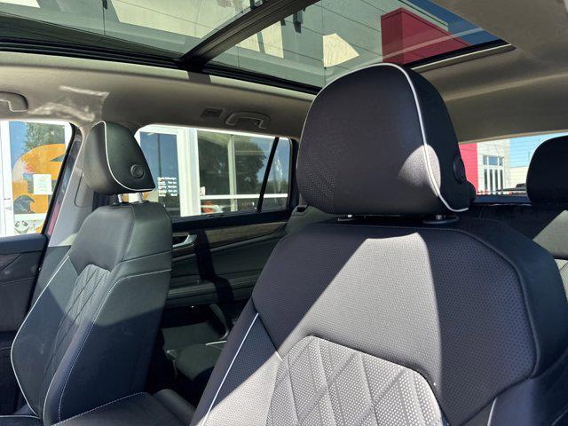 new 2026 Volkswagen Atlas car, priced at $57,096