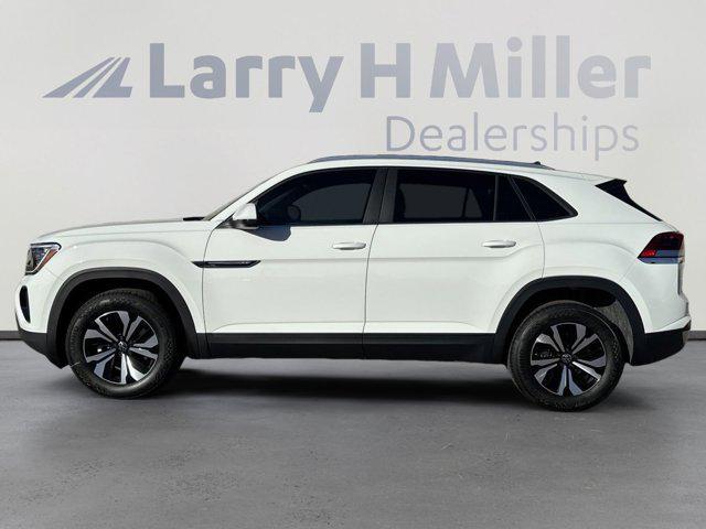 new 2025 Volkswagen Atlas Cross Sport car, priced at $40,176