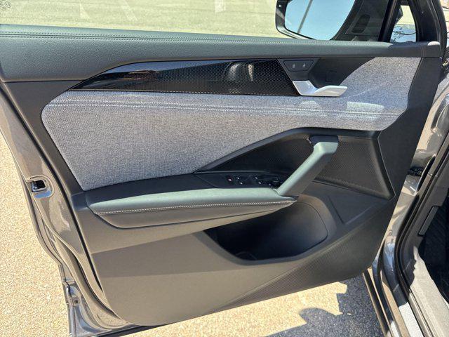 new 2025 Volkswagen Tiguan car, priced at $32,218