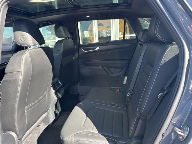 new 2026 Volkswagen Atlas Cross Sport car, priced at $54,269