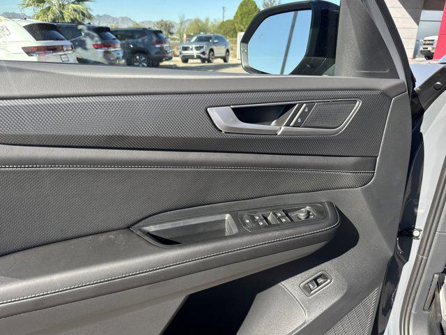 new 2026 Volkswagen Atlas Cross Sport car, priced at $54,269