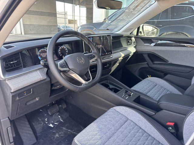 new 2025 Volkswagen Tiguan car, priced at $31,918