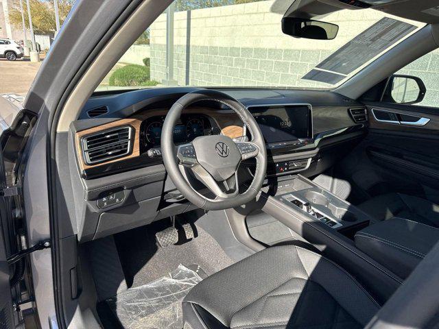 new 2025 Volkswagen Atlas car, priced at $40,902