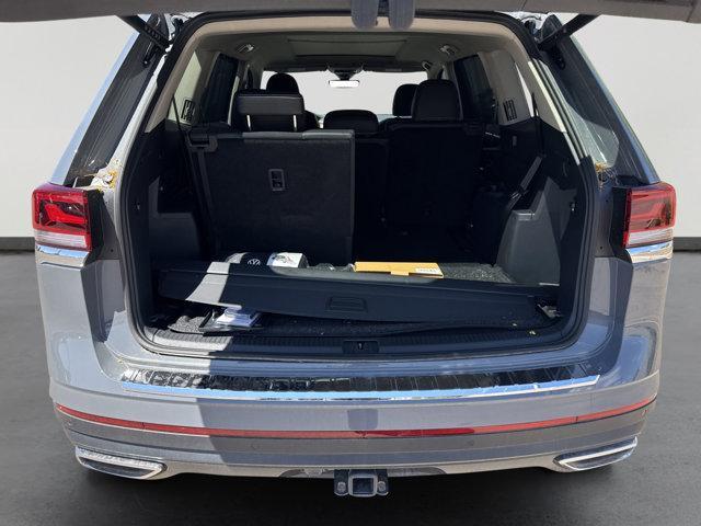 new 2025 Volkswagen Atlas car, priced at $45,104