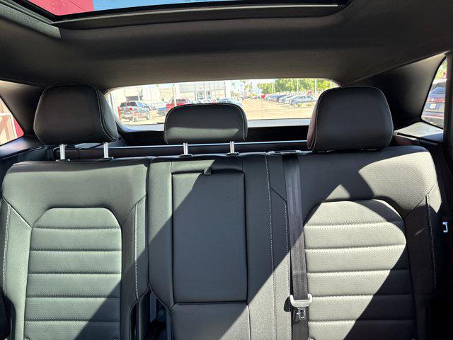 new 2026 Volkswagen Atlas Cross Sport car, priced at $54,257