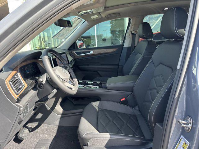 new 2026 Volkswagen Atlas car, priced at $48,146