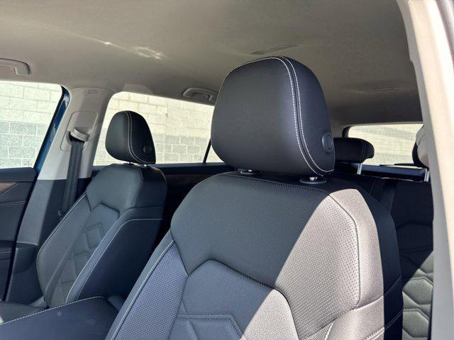 new 2025 Volkswagen Atlas car, priced at $39,853