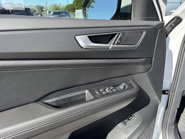 new 2026 Volkswagen Atlas Cross Sport car, priced at $52,269