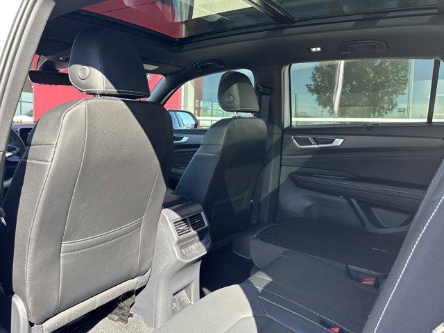 new 2026 Volkswagen Atlas Cross Sport car, priced at $52,269