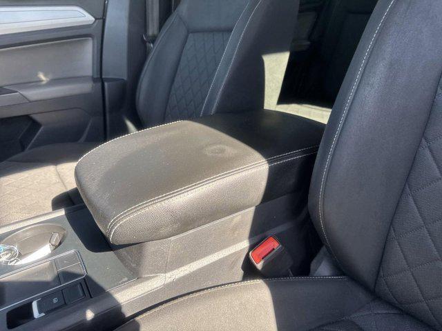 used 2021 Volkswagen Atlas car, priced at $15,596