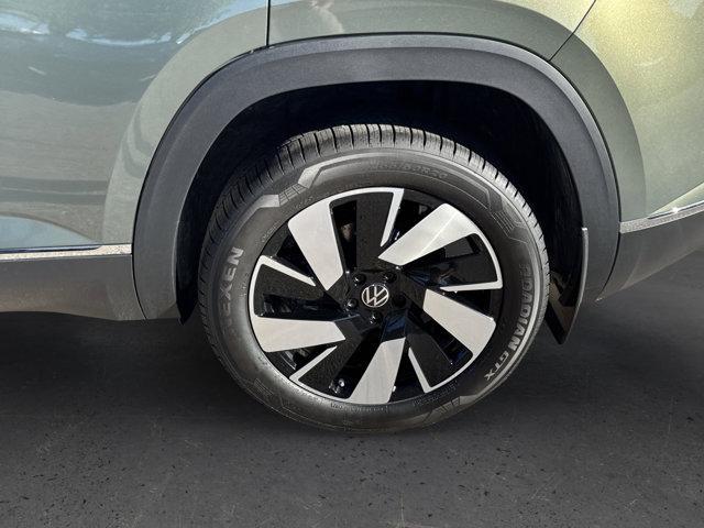 new 2026 Volkswagen Atlas Cross Sport car, priced at $51,814