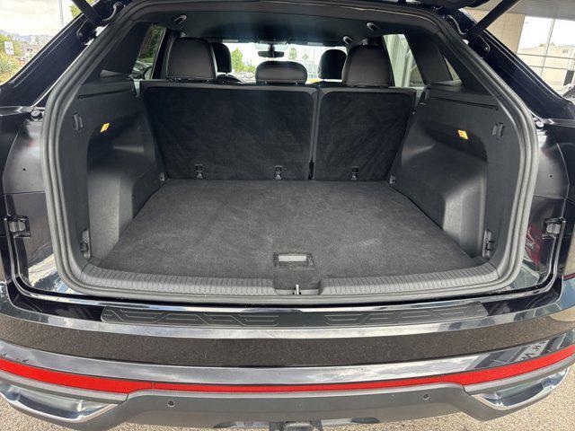 used 2022 Volkswagen Atlas Cross Sport car, priced at $25,200
