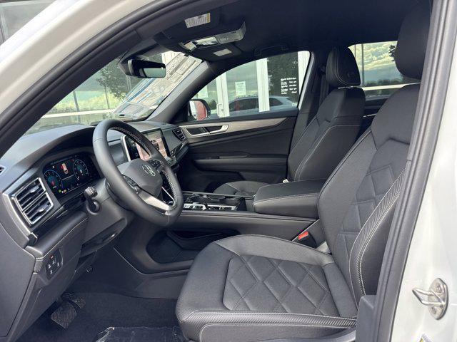 new 2026 Volkswagen Atlas Cross Sport car, priced at $46,010