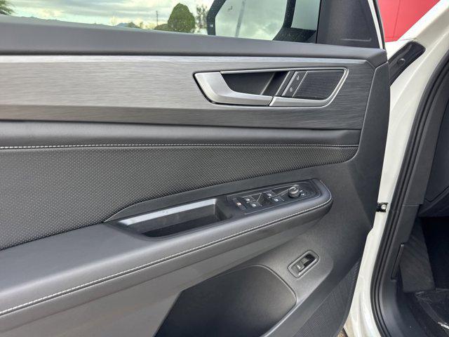 new 2026 Volkswagen Atlas Cross Sport car, priced at $46,010