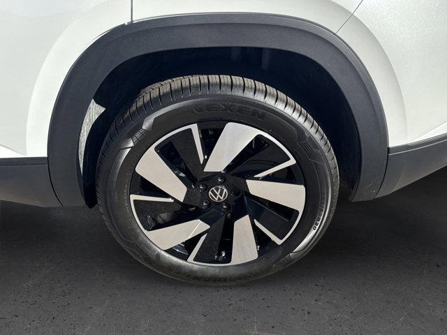 new 2026 Volkswagen Atlas Cross Sport car, priced at $49,242