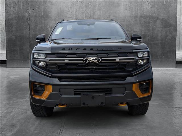 new 2025 Ford Expedition car, priced at $80,667