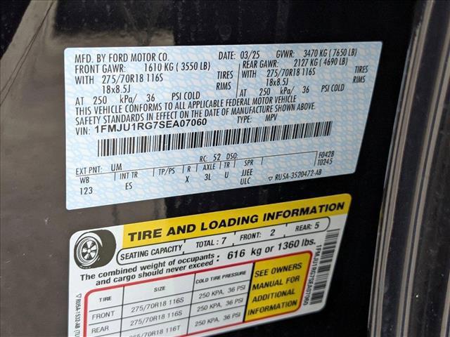 new 2025 Ford Expedition car, priced at $80,667