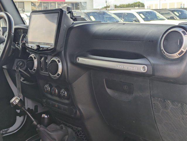 used 2015 Jeep Wrangler Unlimited car, priced at $20,995
