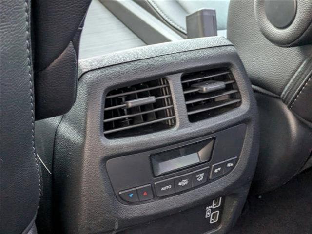 used 2022 Honda Pilot car, priced at $30,495