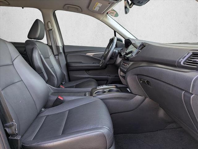 used 2022 Honda Pilot car, priced at $30,495