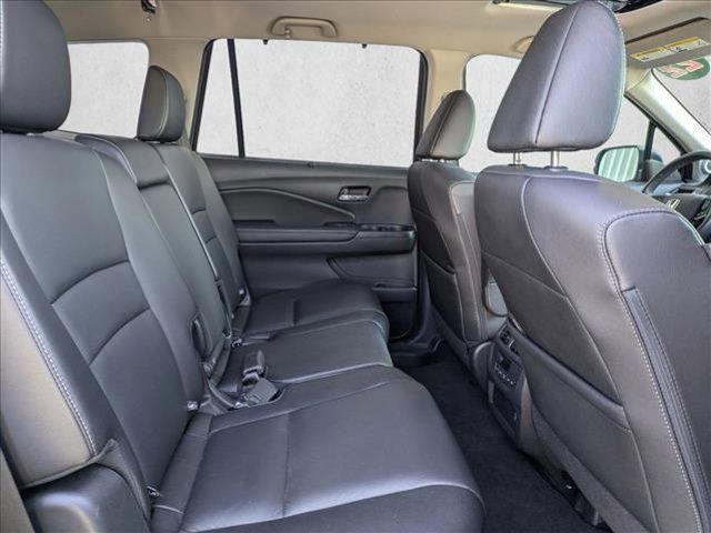 used 2022 Honda Pilot car, priced at $30,495