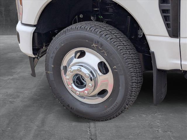 new 2025 Ford F-350 car, priced at $101,765