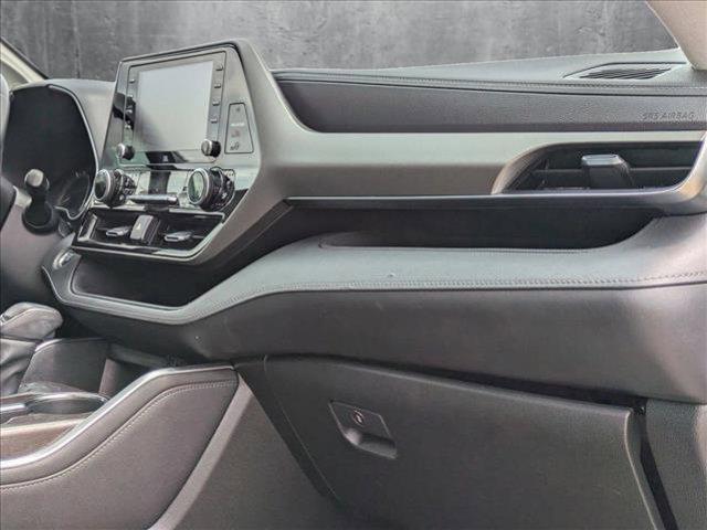 used 2020 Toyota Highlander car, priced at $30,398
