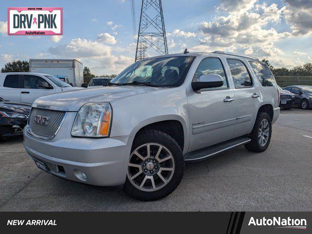 used 2014 GMC Yukon car, priced at $13,998