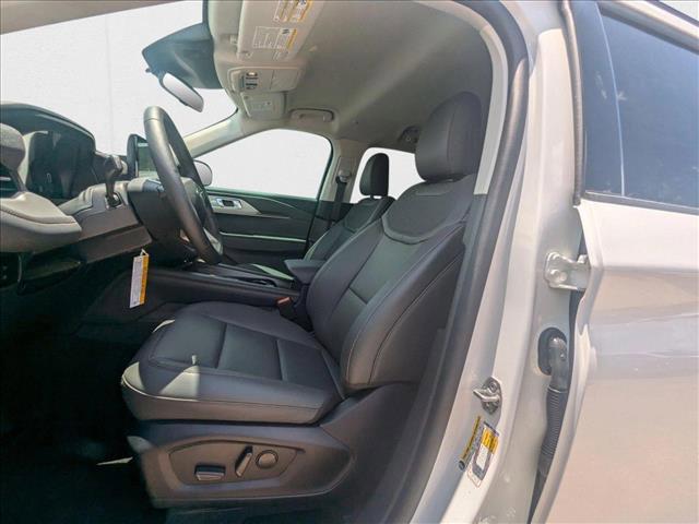 new 2025 Ford Explorer car, priced at $38,606