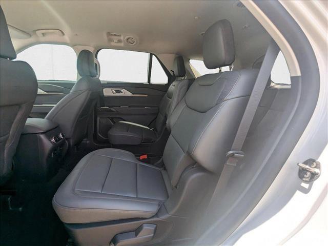 new 2025 Ford Explorer car, priced at $38,606