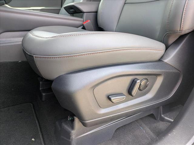 new 2025 Ford Explorer car, priced at $38,324