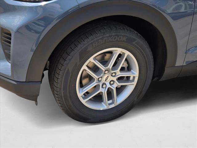 new 2025 Ford Explorer car, priced at $36,056