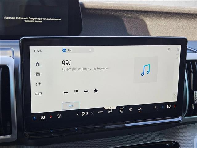 new 2025 Ford Expedition car, priced at $67,988