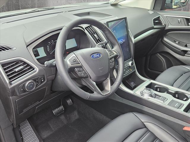 new 2024 Ford Edge car, priced at $29,995