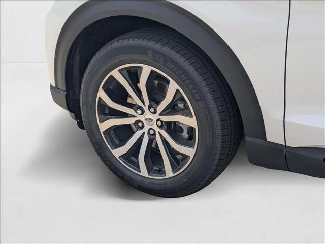 new 2025 Ford Explorer car, priced at $42,988