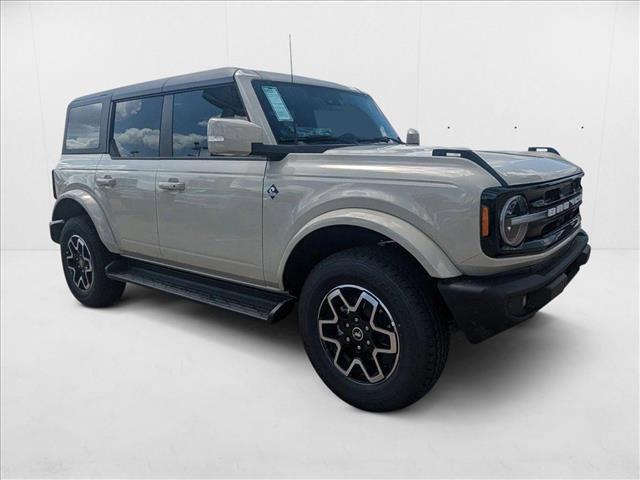new 2025 Ford Bronco car, priced at $52,331