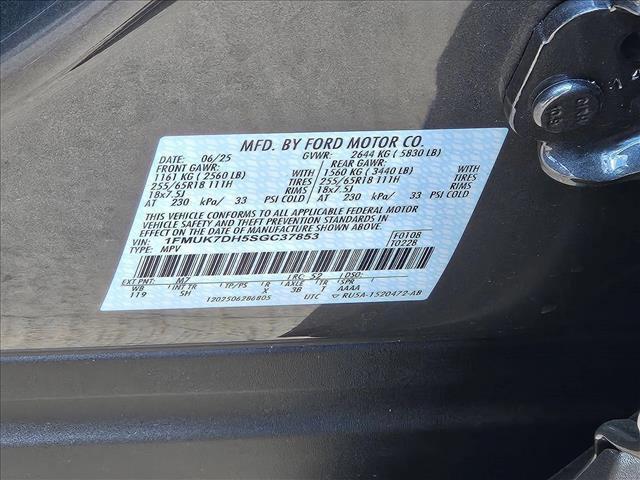 new 2025 Ford Explorer car, priced at $38,902
