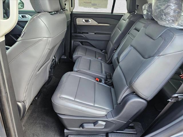 new 2025 Ford Explorer car, priced at $38,902