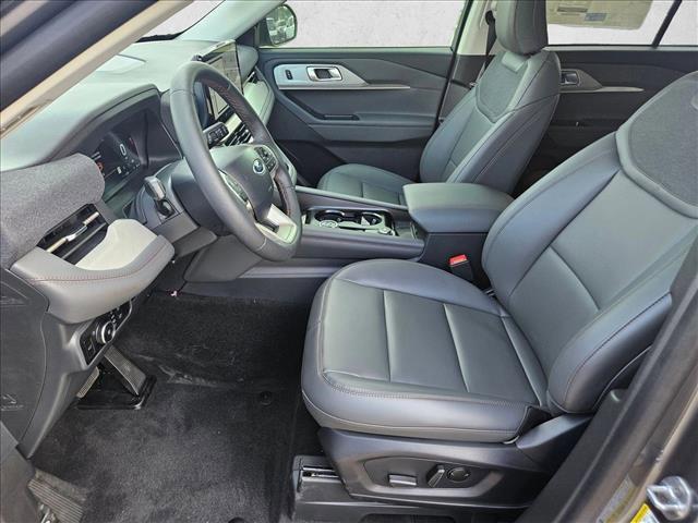 new 2025 Ford Explorer car, priced at $38,902