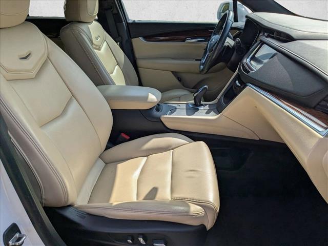 used 2017 Cadillac XT5 car, priced at $14,589