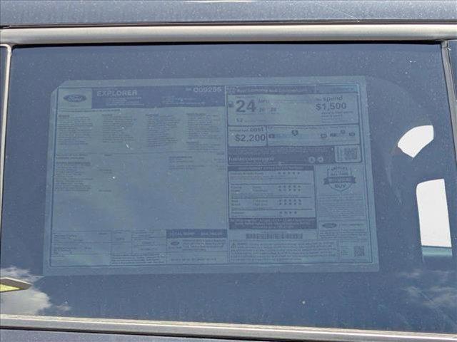 new 2025 Ford Explorer car, priced at $38,495